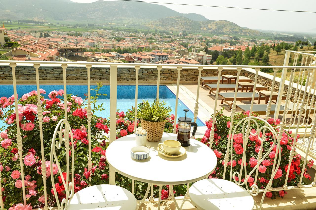 סלצ'וק Vinifera Ephesus Hotel מראה חיצוני תמונה